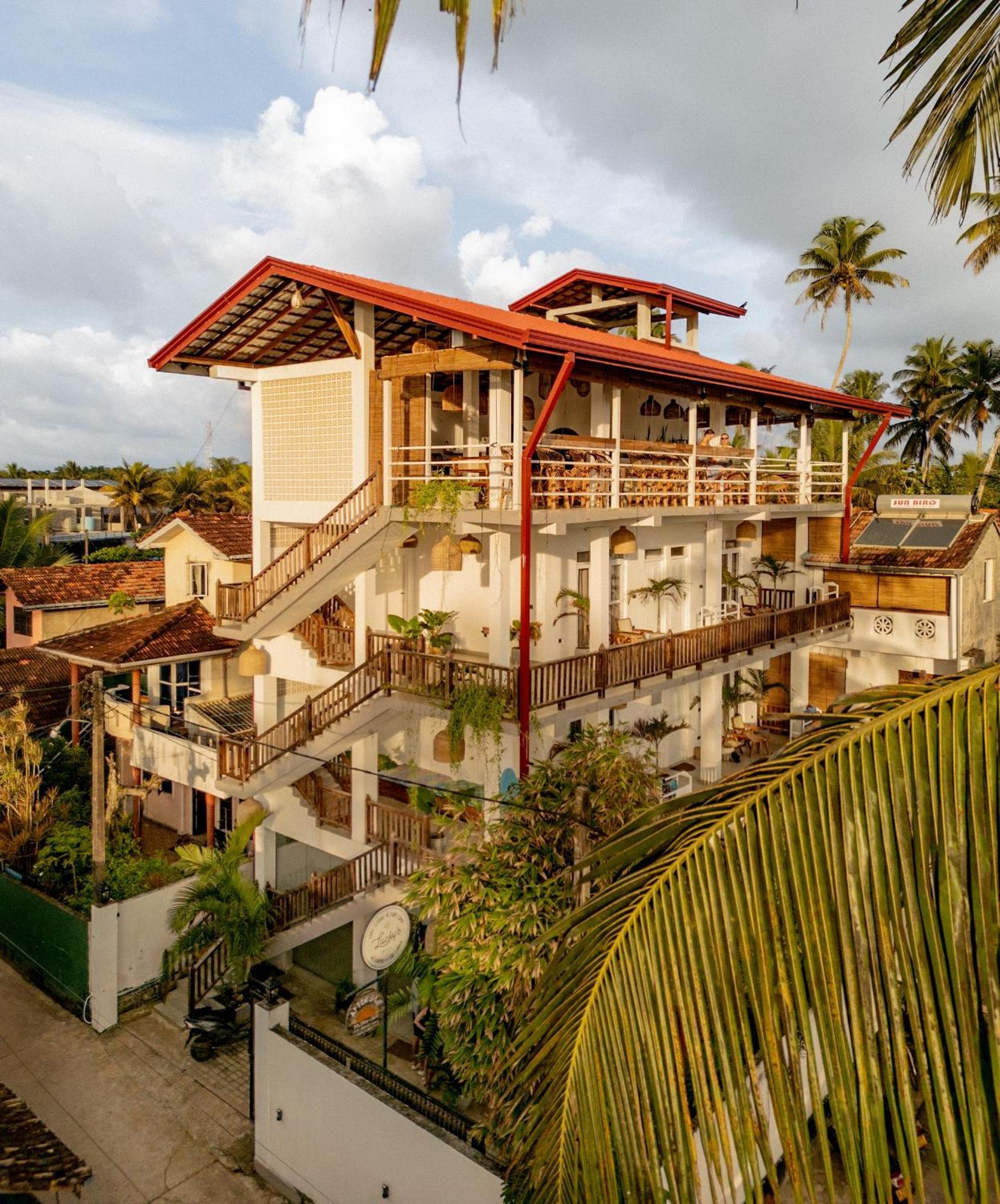 Lucky'S Surf Camp Weligama Exterior foto